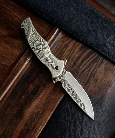 Browning Kuru Kafa İşlemeli Kamp Çakısı