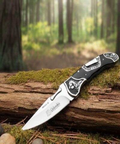 Columbia Company MB-3951-B Gravür İşlemeli Ahşap Kabze Kamp Çakısı