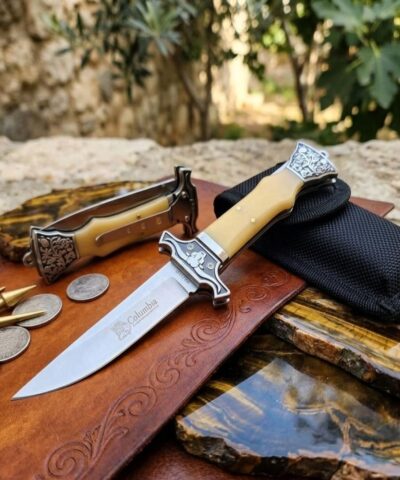 Columbia MA123-D Öküzbaş İşlemeli Kemik Kabze Kamp Çakısı